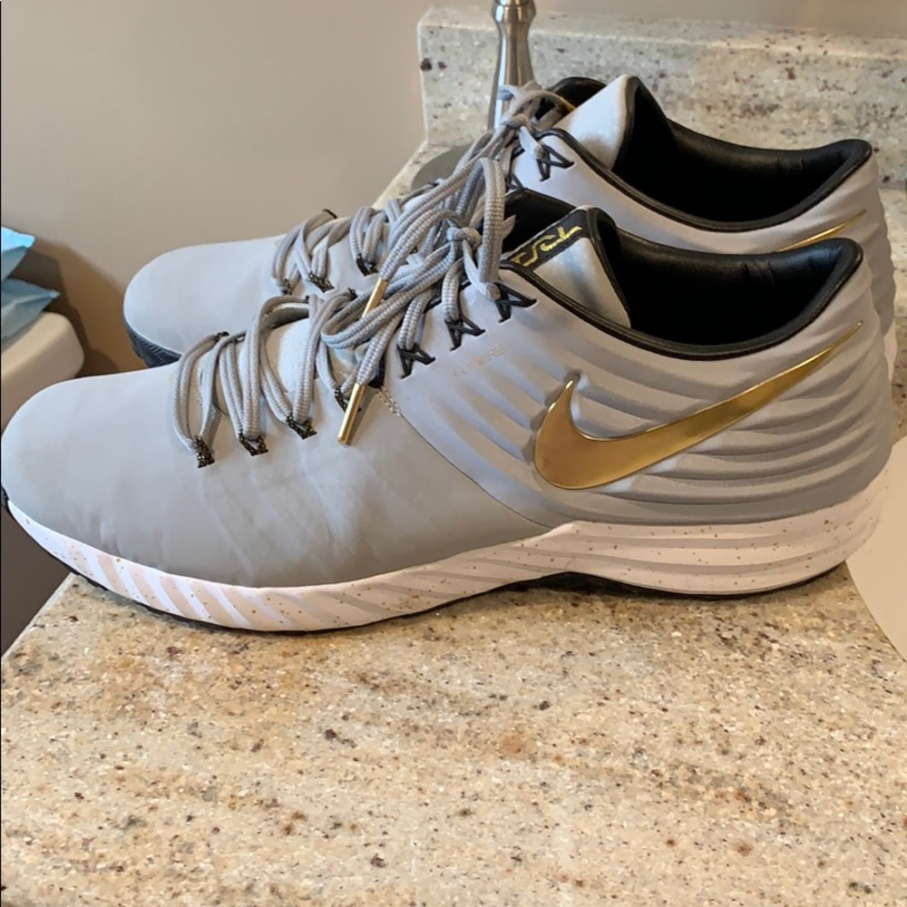 Mike Trout Flywire sneakers